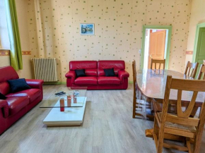 Appartement plain-pied à Mélisey, proche Mille Étangs - FR-1-583-98